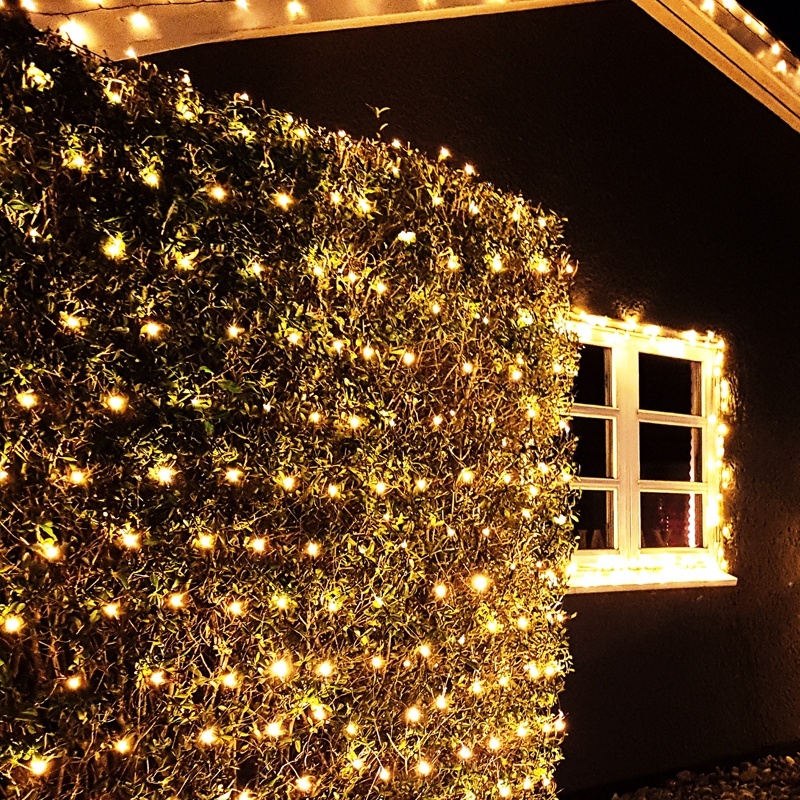 240 Led (5mm) Λαμπάκια Δίχτυ Θερμά 2x1.5m με Πράσινο Καλώδιο (X08240111)